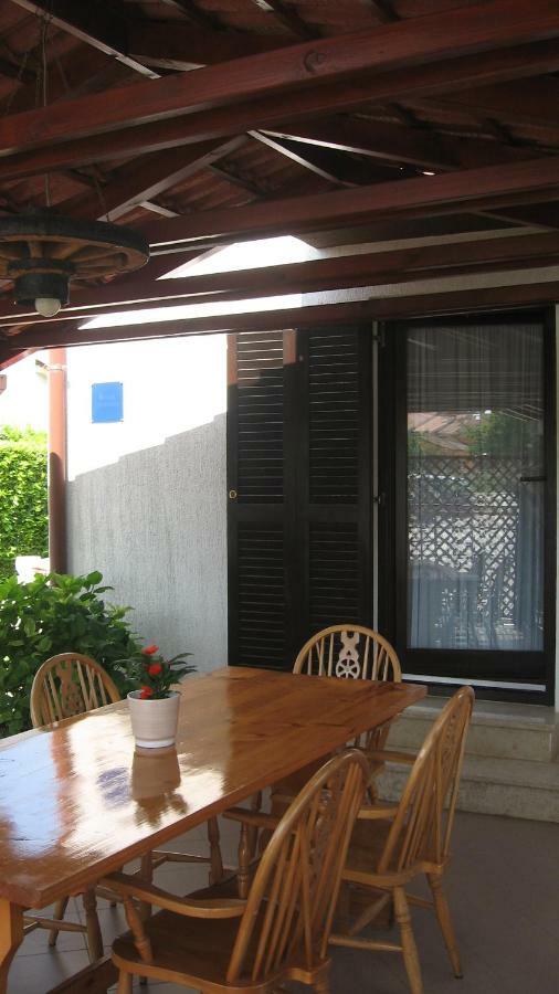 Apartments Grozdanic Fazana Ngoại thất bức ảnh